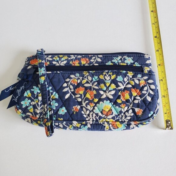 GUC Vera Bradley Chandelier Floral Wristlet Clutch Purse - Picture 2 of 5